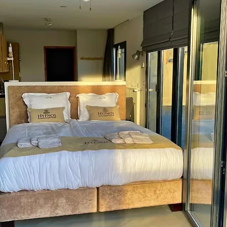 Paralodge *